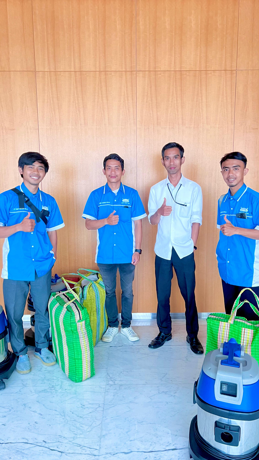 Galeri pekerjaan Cuci Sofa Top